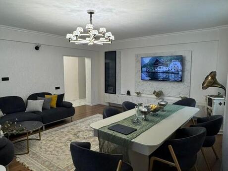 3-room apartment, 136 m², Neftçilər: 285 000 ₼ 2