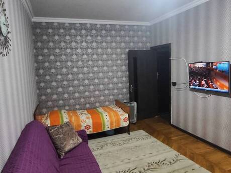 Elan №6340258 - Bakı, Memar Əcəmi m., 2 otaqlı, 50 m², 4/5 mərtəbə