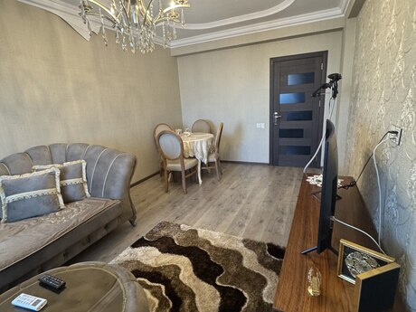 2 otaqlı mənzil, 67 m², Bakıxanov: 135 000 ₼ 2