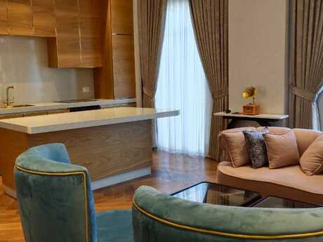 3-room apartment for rent, 120 m², Ağ şəhər: 4 000 ₼/mo 4