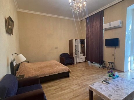 Elan №6340325 - Bakı, İçəri Şəhər m., 2 otaqlı, 60 m², 2/4 mərtəbə