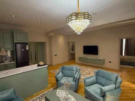 Elan №6340707 - Bakı, Nizami m., 5 otaqlı, 190 m², 16/17 mərtəbə