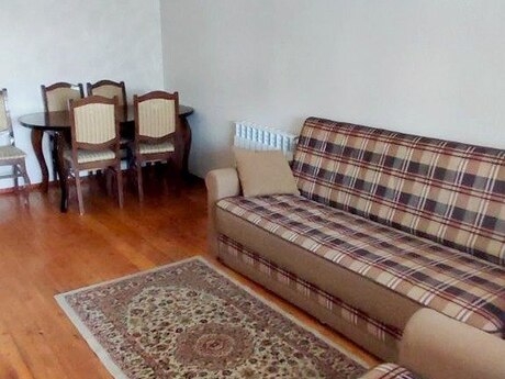 Elan №6340848 - Bakı, 8 Noyabr m., 2 otaqlı, 45 m², 2/5 mərtəbə