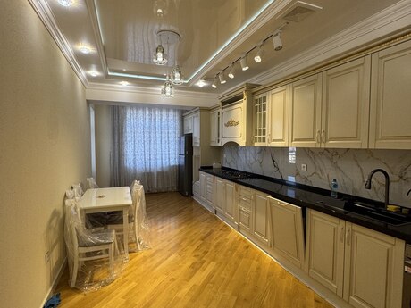 3 otaqlı mənzil, 130 m², Nəsimi: 350 000 ₼ 3