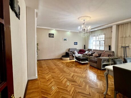 4 otaqlı mənzil, 110 m², İnşaatçılar: 233 000 ₼ 5