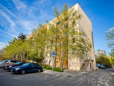 Объявление №5995188 - Баку, м. Кара Караев, 3-комн., 80 м², 5/5 этаж