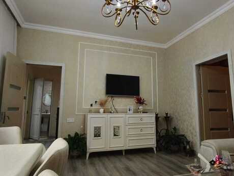 3 otaqlı həyət evi, 80 m², NZS: 100 000 ₼ 2