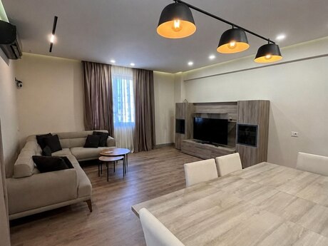 Elan №6332322 - Bakı, Elmlər Akademiyası m., 4 otaqlı, 185 m², 7/16 mərtəbə