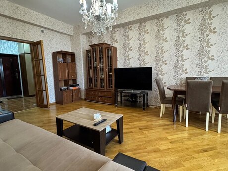 Elan №6341753 - Bakı, Memar Əcəmi m., 3 otaqlı, 101 m², 10/16 mərtəbə