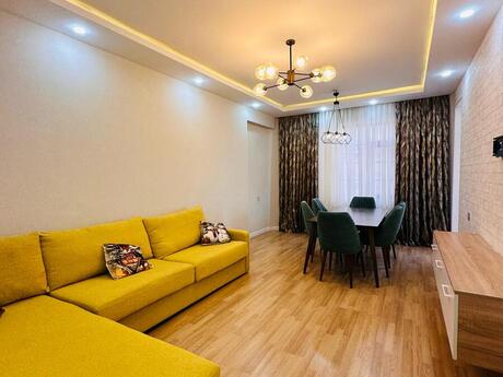 Elan №6341932 - Bakı, Memar Əcəmi m., 2 otaqlı, 97 m², 7/17 mərtəbə