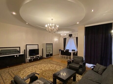 3-комн. · 204 m² · 8/12 этаж, Sahil