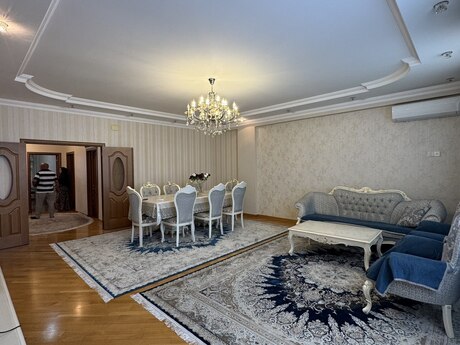 Elan №6304511 - Bakı, İnşaatçılar m., 4 otaqlı, 140 m², 12/17 mərtəbə