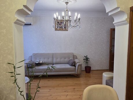 3-room apartment, 85 m², Azadlıq Prospekti: 208 000 ₼ 5