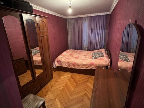 Объявление №6342347 - Баку, м. Элмляр Академиясы, 4-комн., 140 м², 5/9 этаж