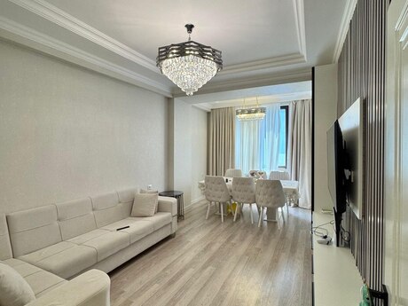 Elan №6342427 - Bakı, Səbail r., 3 otaqlı, 100 m², 14/18 mərtəbə
