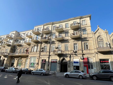Elan №6342463 - Bakı, 28 May m., 1 otaqlı, 22 m², 1/4 mərtəbə
