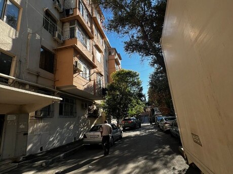 2 otaqlı köhnə tikili - Memar Əcəmi m. - 55 m²