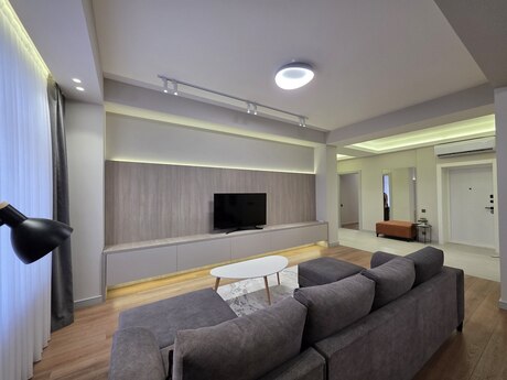 3 otaqlı yeni tikili - Ağ şəhər q. - 130 m²