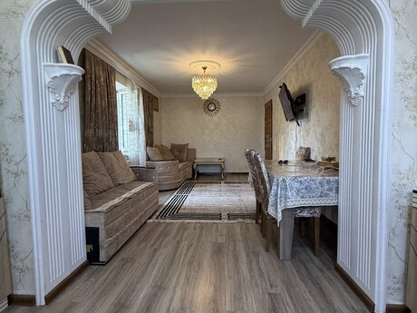 4 otaqlı mənzil, 80 m², Nizami: 225 000 ₼ 2