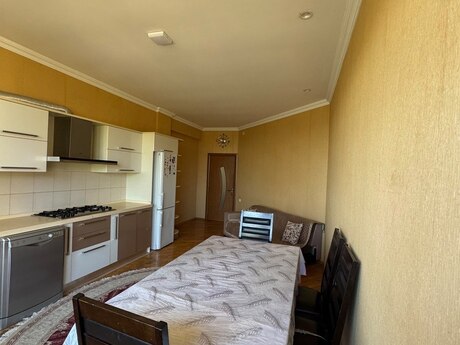 3 otaqlı mənzil, 180 m², Həzi Aslanov: 370 000 ₼ 3