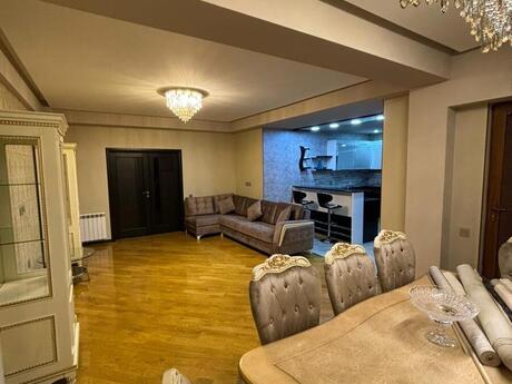 3-room apartment, 118 m², Elmlər Akademiyası: 360 000 ₼ 2