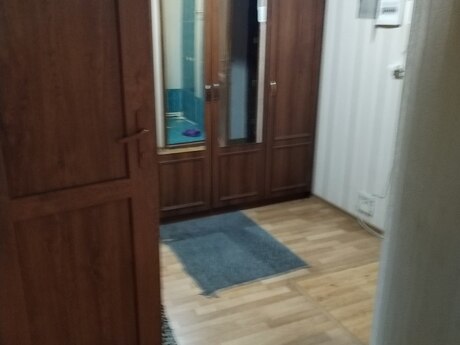 3-комн. новостройка - м. 8 ноября - 90 м²