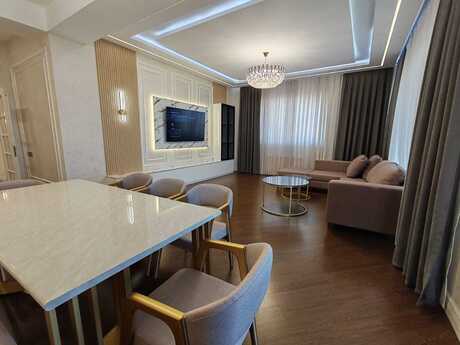 Объявление №6343067 - Баку, пос. Аг шехер, 3-комн., 150 м², 6/7 этаж