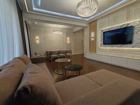 Kirayə 3 otaqlı mənzil, 150 m², Ağ şəhər: 3 300 ₼/ay 5