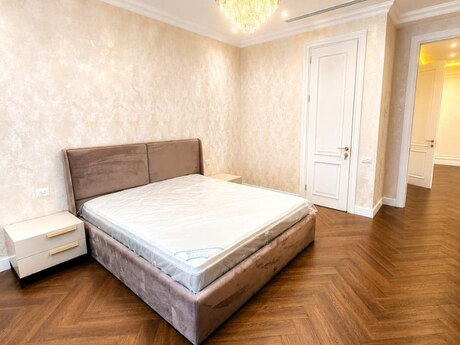 Kirayə 3 otaqlı mənzil, 157 m², Ağ şəhər: 4 000 ₼/ay 5