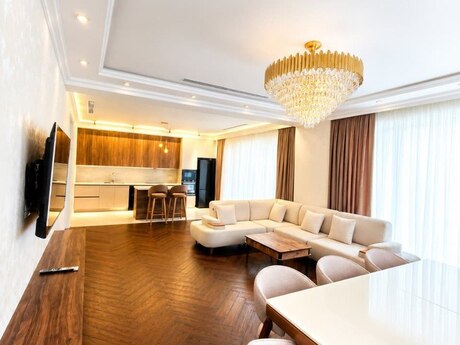 Elan №6343344 - Bakı, Ağ şəhər q., 3 otaqlı, 157 m², 15/22 mərtəbə