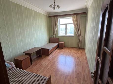 3 otaq · 112 m² · 12/18 mərtəbə, Neftçilər