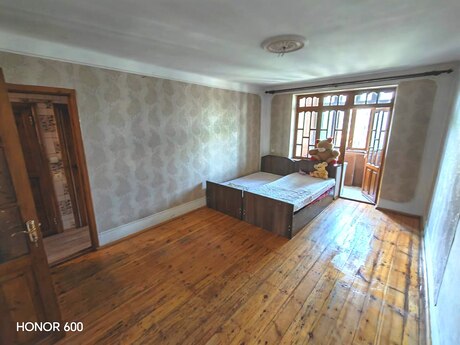 3 rooms · 65 m² · floor 4/5, Qara Qarayev