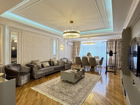 Elan №6343545 - Bakı, İnşaatçılar m., 4 otaqlı, 152 m², 14/18 mərtəbə