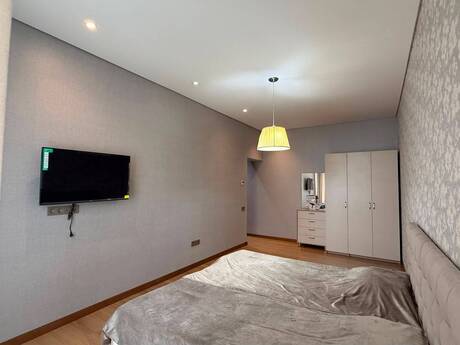 Kirayə 2 otaqlı mənzil, 93 m², Şah İsmayıl Xətai: 1 400 ₼/ay 2