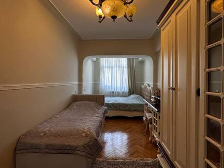 2 otaqlı mənzil, 60 m², Elmlər Akademiyası: 230 000 ₼ 2