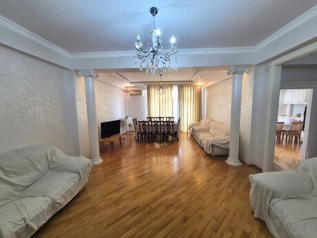 2 otaqlı mənzil, 98 m², 28 May: 272 000 ₼ 3