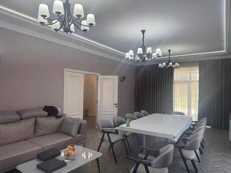7-комн. дом/дача - Абшеронcкий  р. - 380 м²