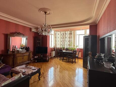 Elan №6344020 - Bakı, İnşaatçılar m., 4 otaqlı, 145 m², 22/25 mərtəbə