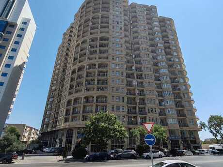 3 otaqlı mənzil, 128 m², 8 Noyabr: 385 000 ₼ 2