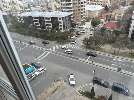 3 otaqlı mənzil, 171 m², Elmlər Akademiyası: 500 000 ₼ 2