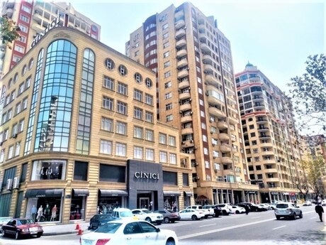 4-room apartment, 205 m², Elmlər Akademiyası, 590 000 AZN