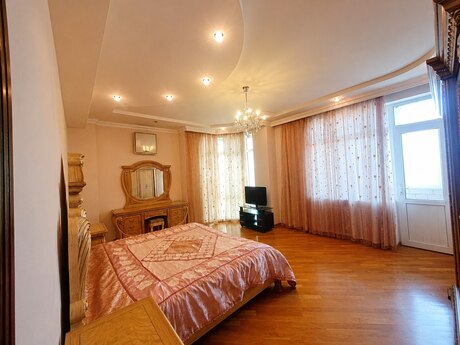 4-комн. новостройка - м. Гянджлик - 180 м²