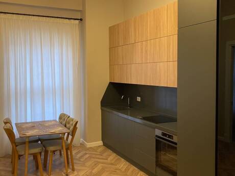 Obyekt - Ağ şəhər q. - 50 m²