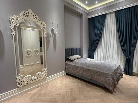4 otaqlı yeni tikili - Ağ şəhər q. - 165 m²