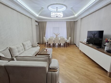 Elan №5819123 - Bakı, Azadlıq Prospekti m., 4 otaqlı, 150 m², 6/17 mərtəbə