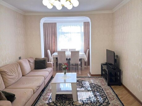 Elan №6344620 - Bakı, İnşaatçılar m., 3 otaqlı, 80 m², 4/5 mərtəbə