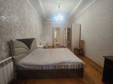 Аренда: 2-комнатная квартира, 70 м², 28 May: 950 ₼/мес 3