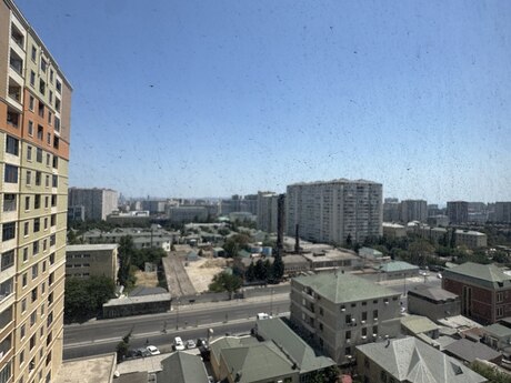 4 otaqlı mənzil, 170 m², İnşaatçılar: 400 000 ₼ 2