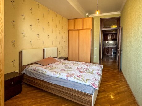Elan №6344744 - Bakı, Memar Əcəmi m., 3 otaqlı, 101 m², 11/18 mərtəbə