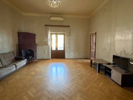 Elan №6344762 - Bakı, 28 May m., 4 otaqlı, 120 m², 4/4 mərtəbə